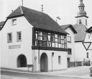 Das Rathaus 1983 – nach der Renovierung